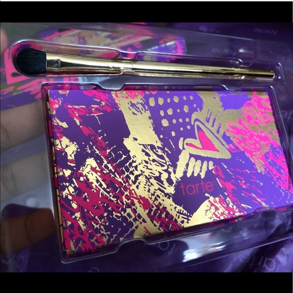 NIB Tarte Dare To Live Eye Set Eyeshadow Make Up - Picture 10 of 15